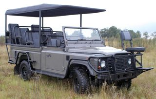 Электрический Land Rover Defender