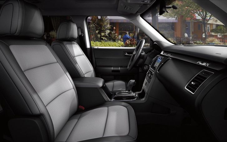 Ford Flex интерьер (рис. 1)