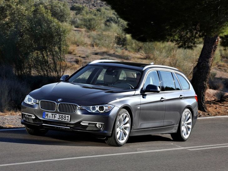 Для универсала BMW 3 Series Touring нового поколения российские дилеры готовят книги заказов Для универсала BMW 3 Series Touring нового поколения российские дилеры готовят книги заказов