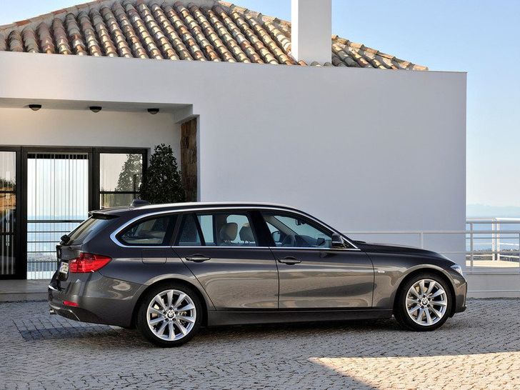 BMW 3 Series Touring — вид сбоку BMW 3 Series Touring — вид сбоку