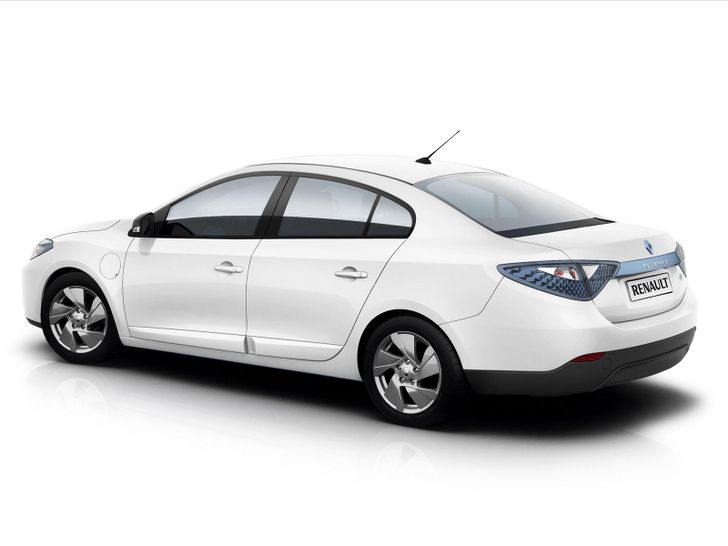 Renault Fluence Limited Edition — вид сбоку