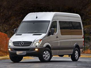 Микроавтобус Mercedes-Benz Sprinter