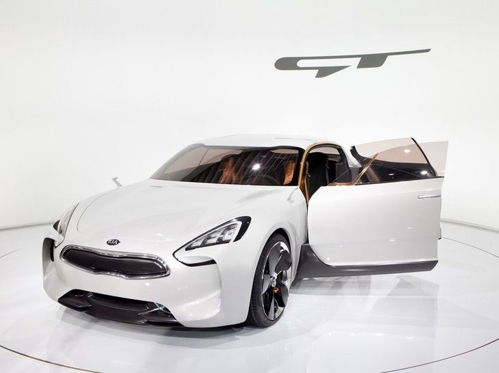 Kia GT