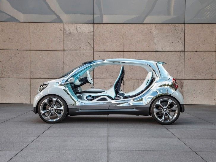 Smart FourJoy concept -вид сбоку Smart FourJoy concept -вид сбоку