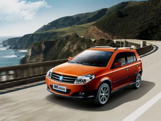 Geely MK Cross