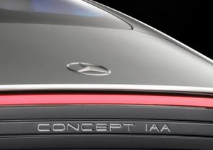 Mercedes-Benz поделился первым тизерным изображением загадочного концепта Mercedes-Benz поделился первым тизерным изображением загадочного концепта