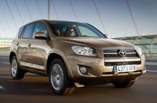 Toyota — лидер продаж в сегменте подержанных SUV