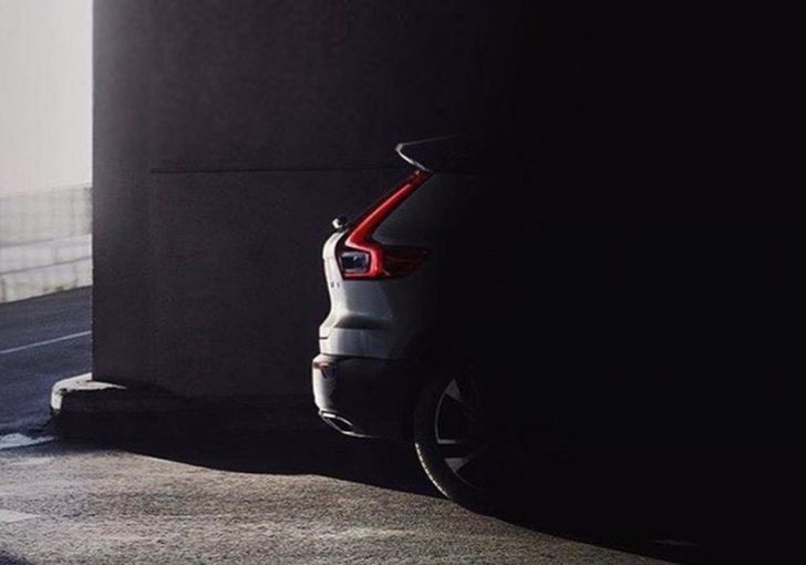 Компания Volvo представила новое изображение кроссовера XC40 Компания Volvo представила новое изображение кроссовера XC40