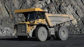 Самосвал Komatsu HD 605-7