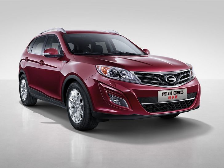 Кроссовер GAC Trumpchi GS5 нового поколения вышел на рынок Китая Кроссовер GAC Trumpchi GS5 нового поколения вышел на рынок Китая
