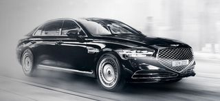 Обновленный Genesis G90