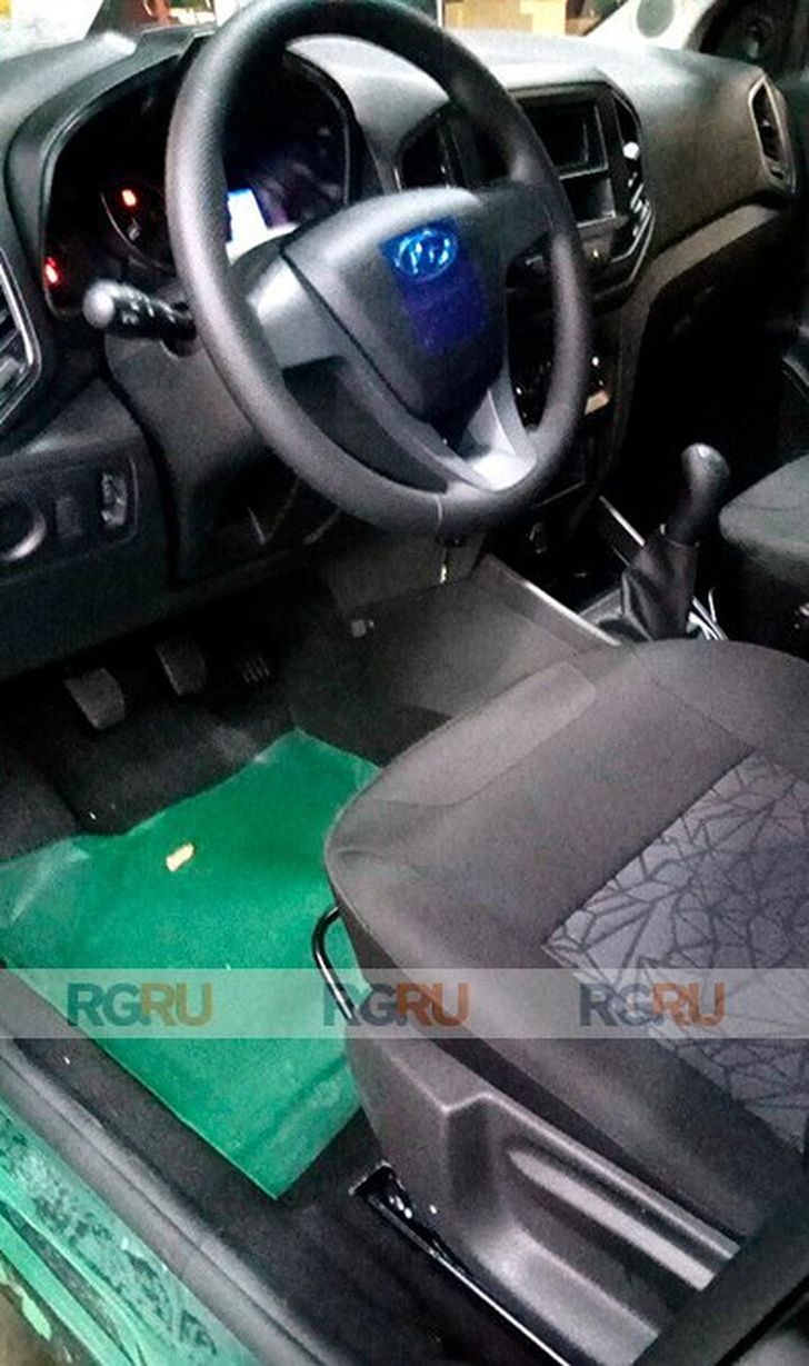 Ультрабюджетный LADA XRay Cross Ультрабюджетный LADA XRay Cross