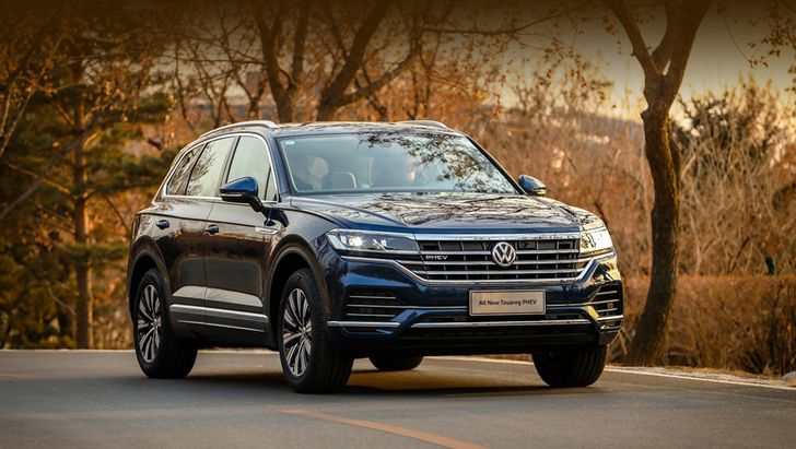 Volkswagen показал новый гибридный Touareg PHEV Volkswagen показал новый гибридный Touareg PHEV