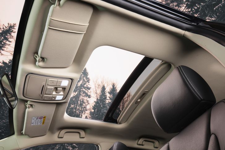 Салон обновленного Geely Emgrand X7 Салон обновленного Geely Emgrand X7