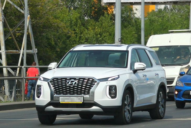 Первый Hyundai Palisade застали в России Первый Hyundai Palisade застали в России