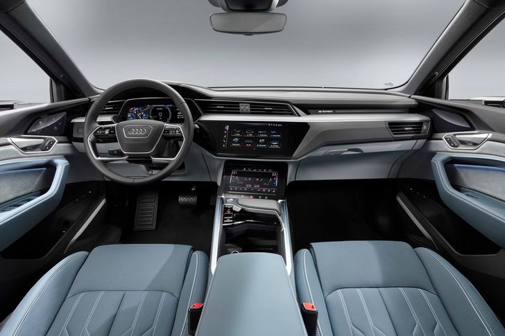 Интерьер Audi e-Tron Sportback