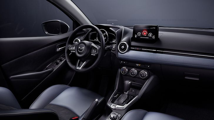 Интерьер Mazda 2 Интерьер Mazda 2