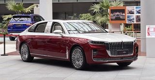 Hongqi H9+