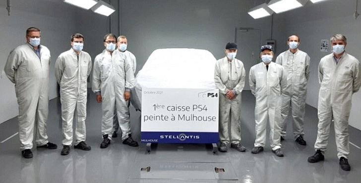 Компания Peugeot готовит к производству новый купеобразный кроссовер 4008 Компания Peugeot готовит к производству новый купеобразный кроссовер 4008