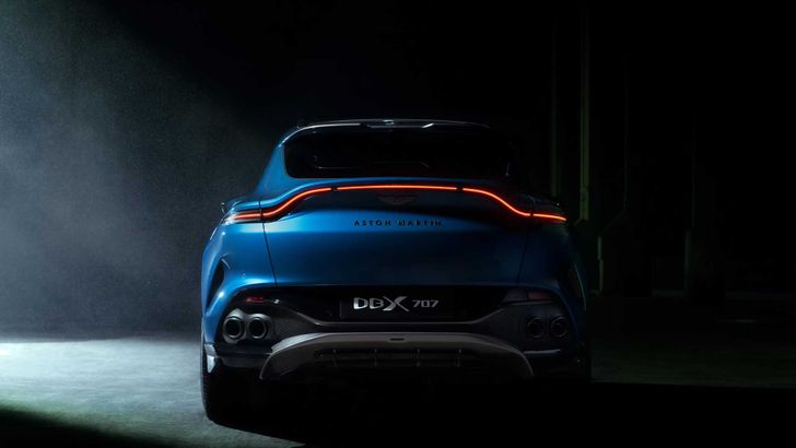 Aston Martin DBX707 Aston Martin DBX707