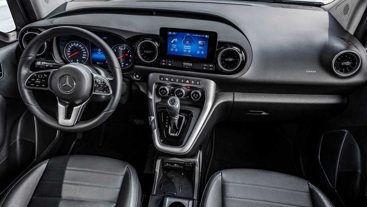 Интерьер Mercedes-Benz T-Class Интерьер Mercedes-Benz T-Class