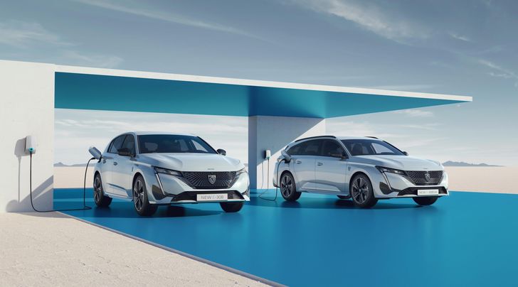 PEUGEOT планирует создать самую широкую линейку электромобилей в Европе в 2023 году