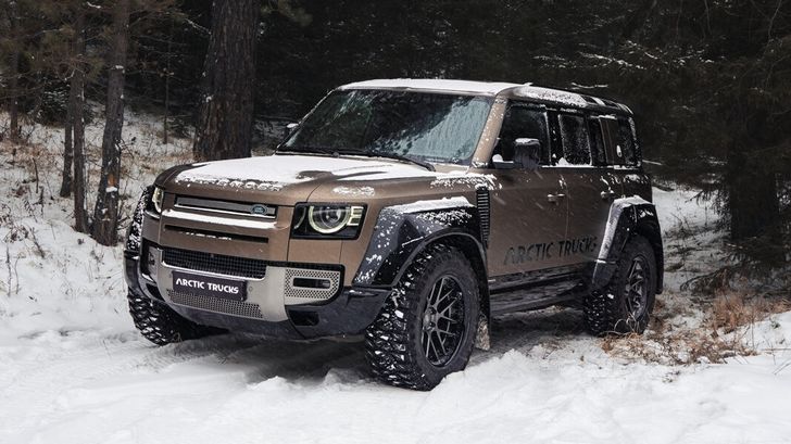 Внедорожник LAND ROVER Defender получил экстремальную внедорожную версию Arctic Trucks Внедорожник LAND ROVER Defender получил экстремальную внедорожную версию Arctic Trucks