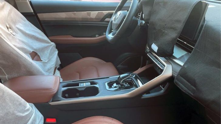 Салон обновленного Geely Vision X6 Pro Салон обновленного Geely Vision X6 Pro