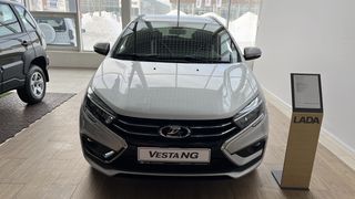 LADA Vesta FL в автосалоне