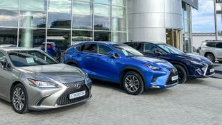 Подержанные автомобили Lexus