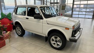 LADA Niva Legend в автосалоне