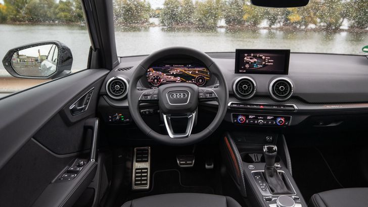 Интерьер Audi Q2 Интерьер Audi Q2
