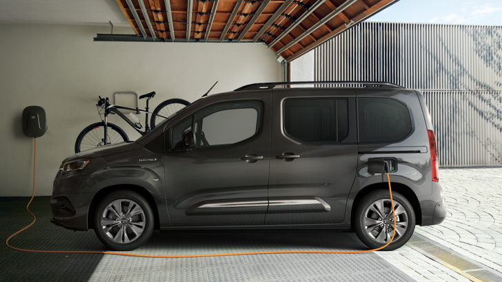 Toyota Proace City Verso EV