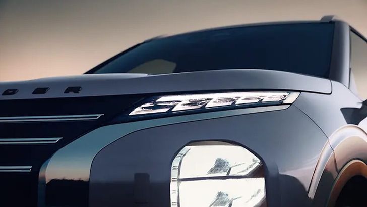 Возвращение или нет: Mitsubishi запатентовал имя Outlander в России Возвращение или нет: Mitsubishi запатентовал имя Outlander в России