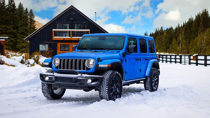 Представлен новый лимитированный Jeep Wrangler 4xe. Сколько он стоит и чем отличается