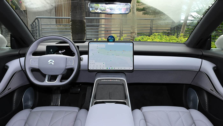Салон Nio ET5/ET5T Салон Nio ET5/ET5T