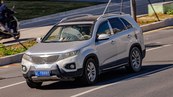 В России бесплатно отремонтируют более 55 тысяч автомобилей Kia. Причина серьезная В России бесплатно отремонтируют более 55 тысяч автомобилей Kia. Причина серьезная