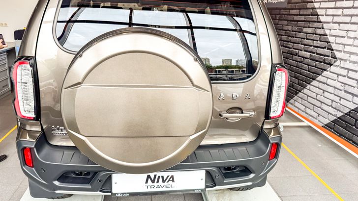Интерьер LADA Niva Travel Интерьер LADA Niva Travel
