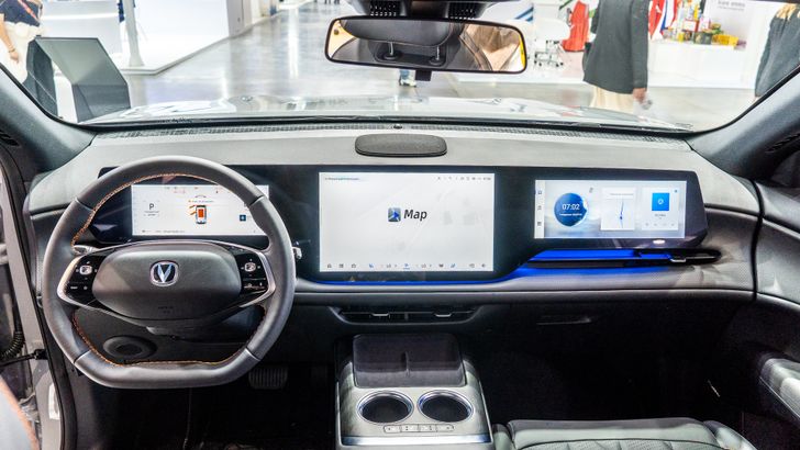 Интерьер Changan CS75Plus Интерьер Changan CS75Plus