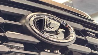 Логотип LADA