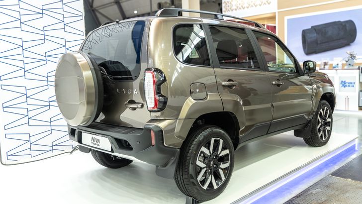 LADA Niva Travel LADA Niva Travel