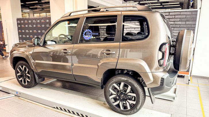 Интерьер LADA Niva Travel