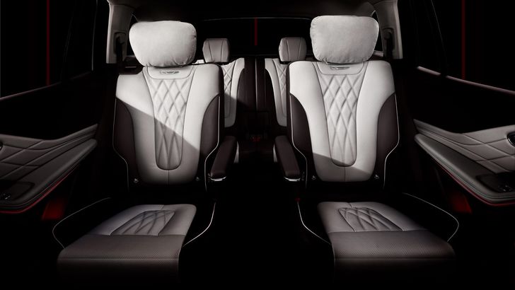 Интерьер Hongqi HS7 Интерьер Hongqi HS7