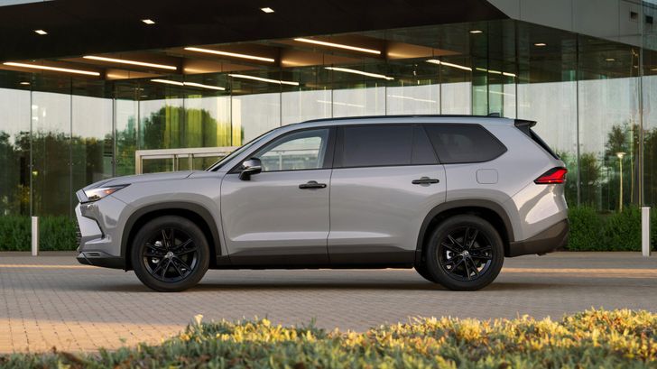 Toyota Grand Highlander 2026 года Toyota Grand Highlander 2026 года