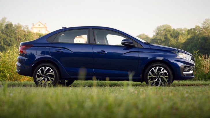 LADA Iskra LADA Iskra