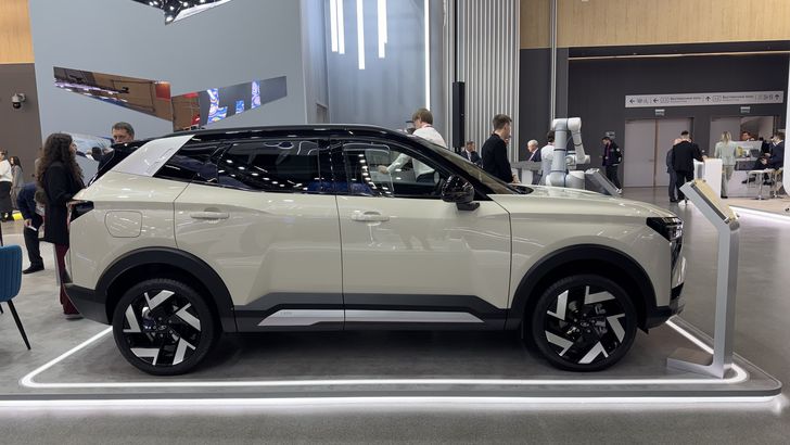 LADA Azimut
