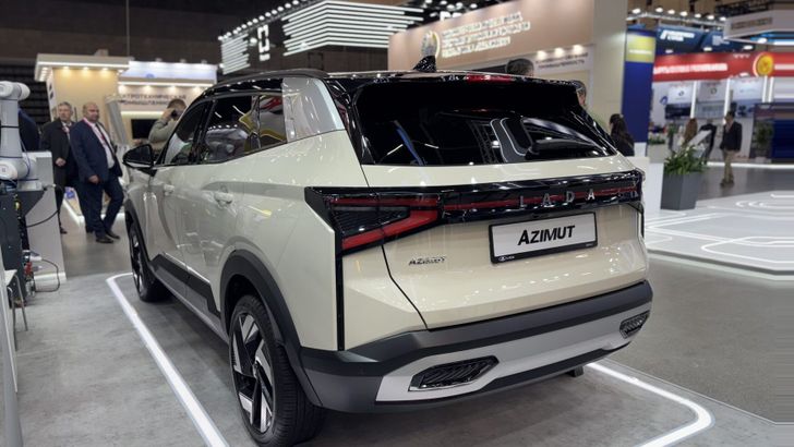 LADA Azimut
