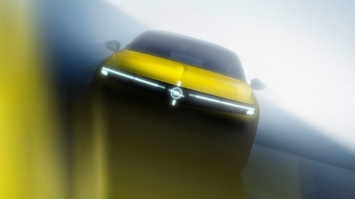 Opel показал обновленную Astra, которая официально продавалась в России