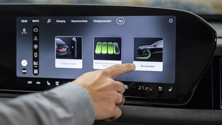 Управление системой рекуперативного торможения