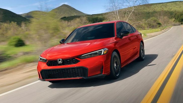 В Россию вернулся надежный седан Honda, который стоит дешевле некоторых «китайцев». Сколько он стоит